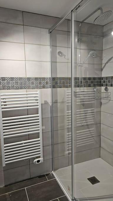 Appartement Cosy Neuf Saint-Sornin-Lavolps المظهر الخارجي الصورة